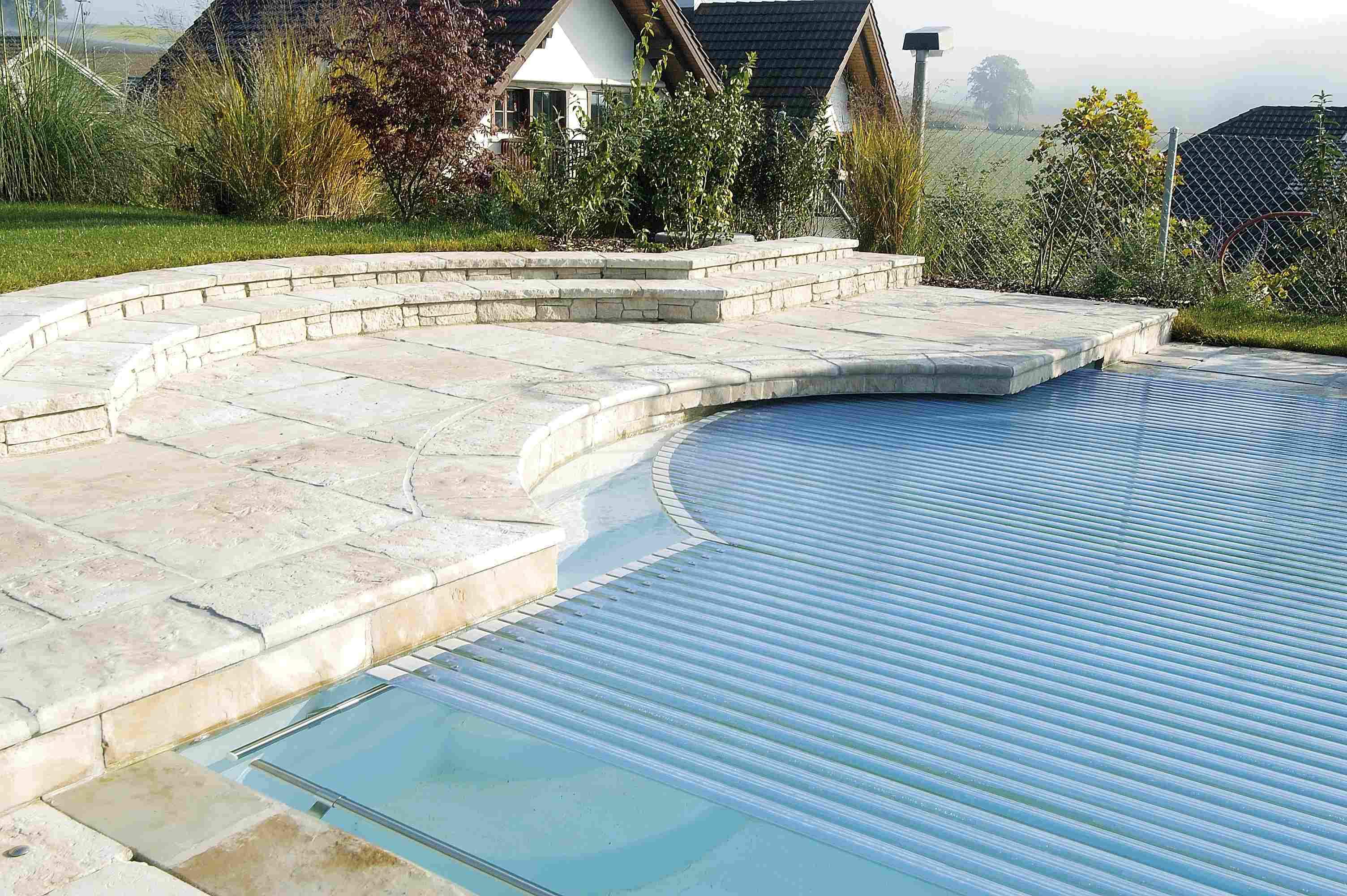 pool with automatic cover