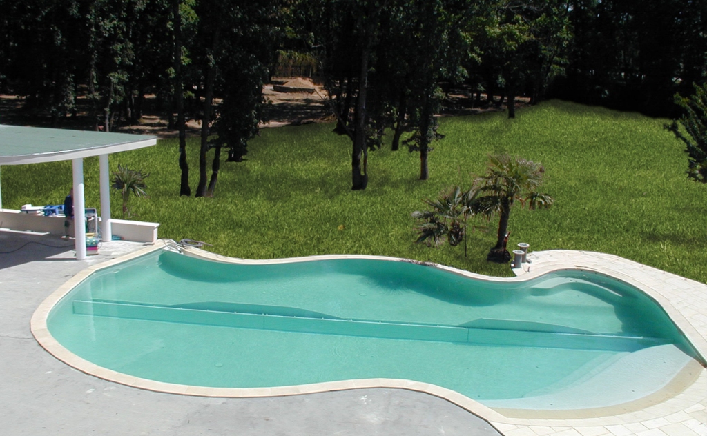 residential-automatic-energy-saving-child-safety-pool-covers-by-pool